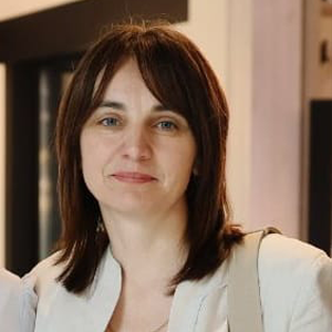 Оксана Сіра 